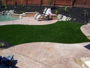 ARtificial Grass Lawn - poolside